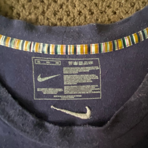 Nike LeBron navy t-shirt - Picture 9 of 9